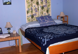 Gone Surf Inn bedroom